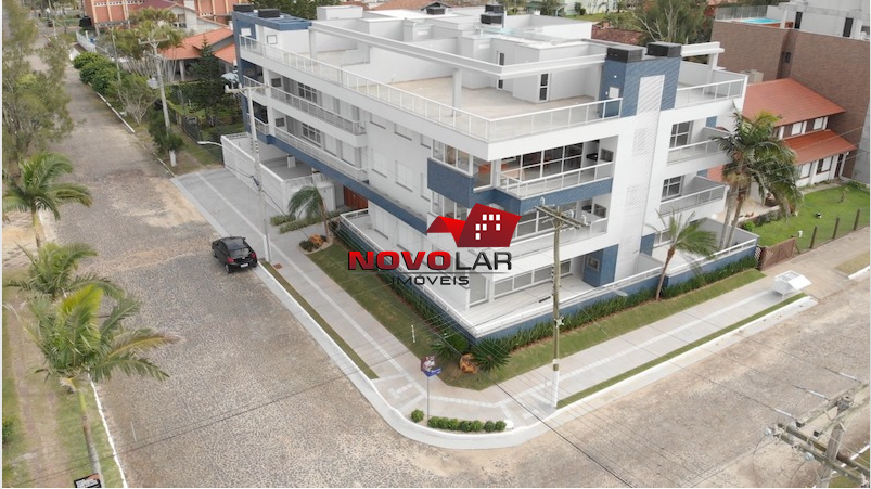 Apartamento com 3 dormitórios em Torres, no bairro Beira Mar à venda