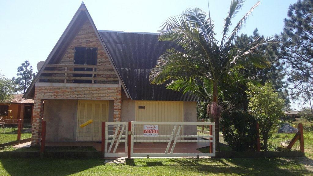 Casa com 3 dormitórios em Torres, no bairro Praia Itapeva à venda