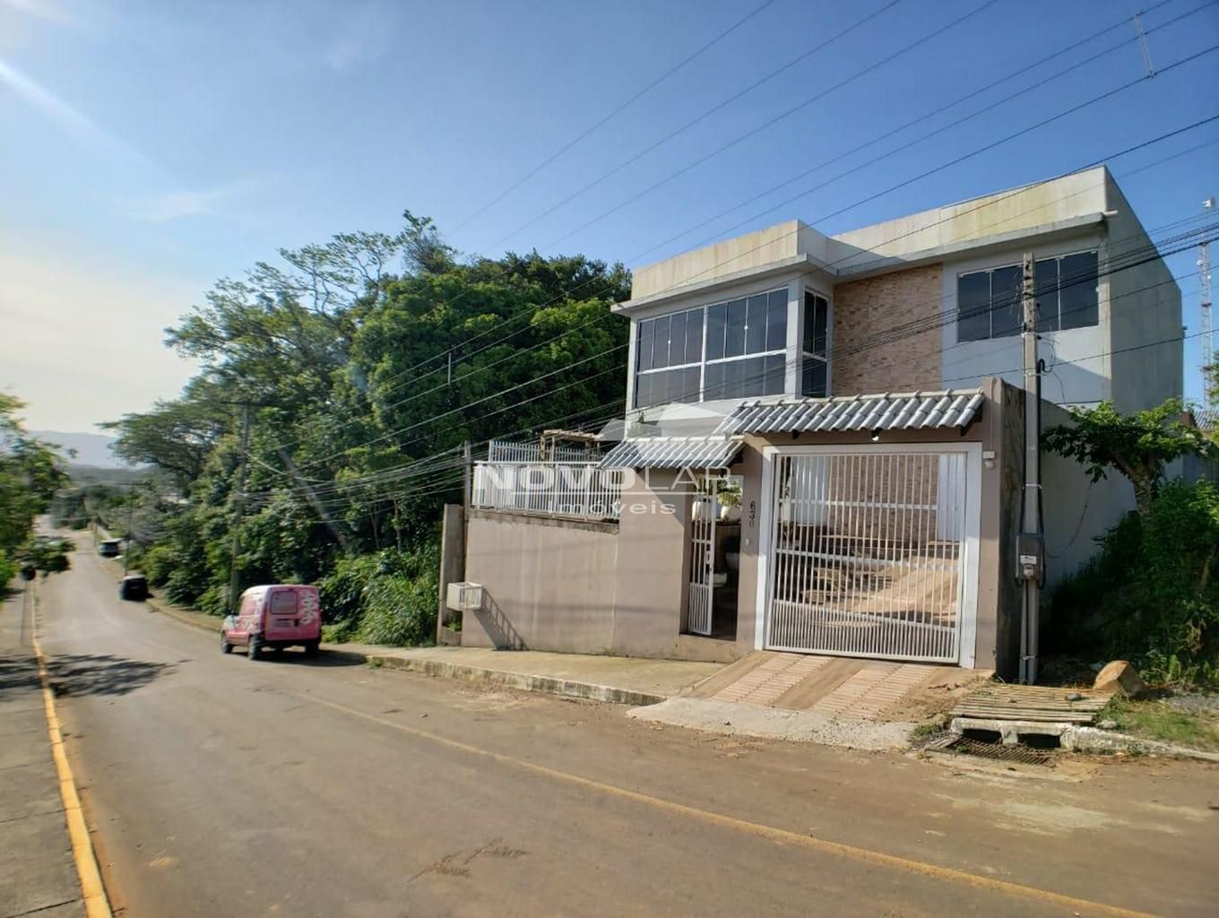 Casa com 5 dormitórios em Torres, no bairro Vila São João à venda