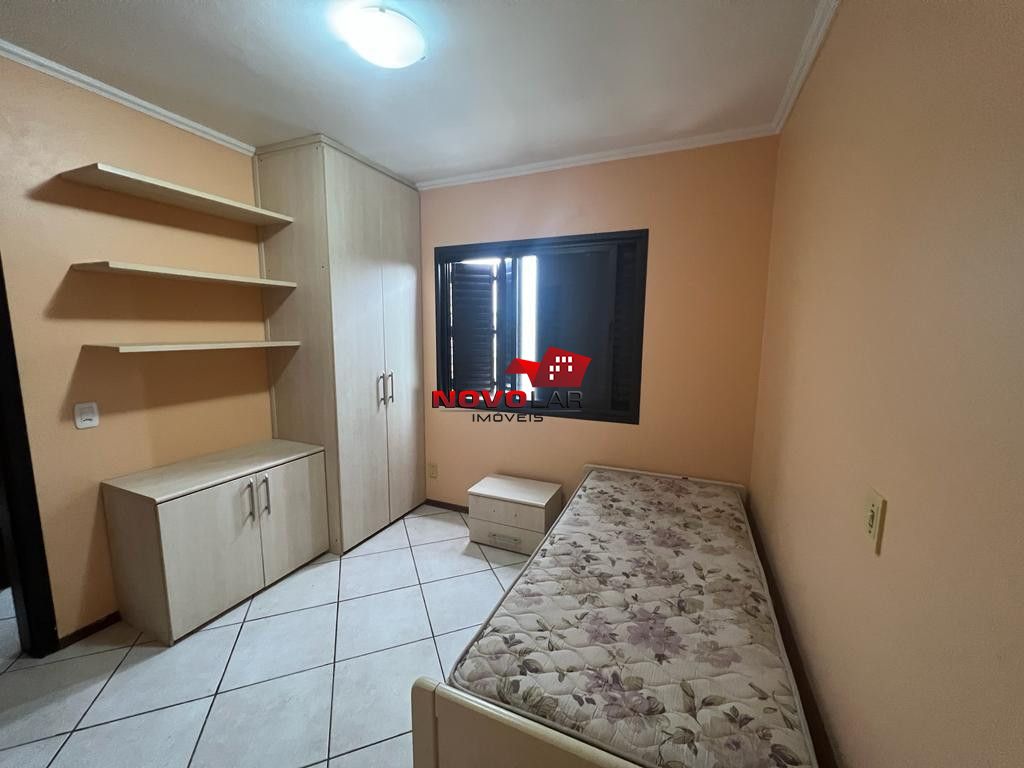 Apartamento com 2 dormitórios em Torres, no bairro Praia da Cal à venda