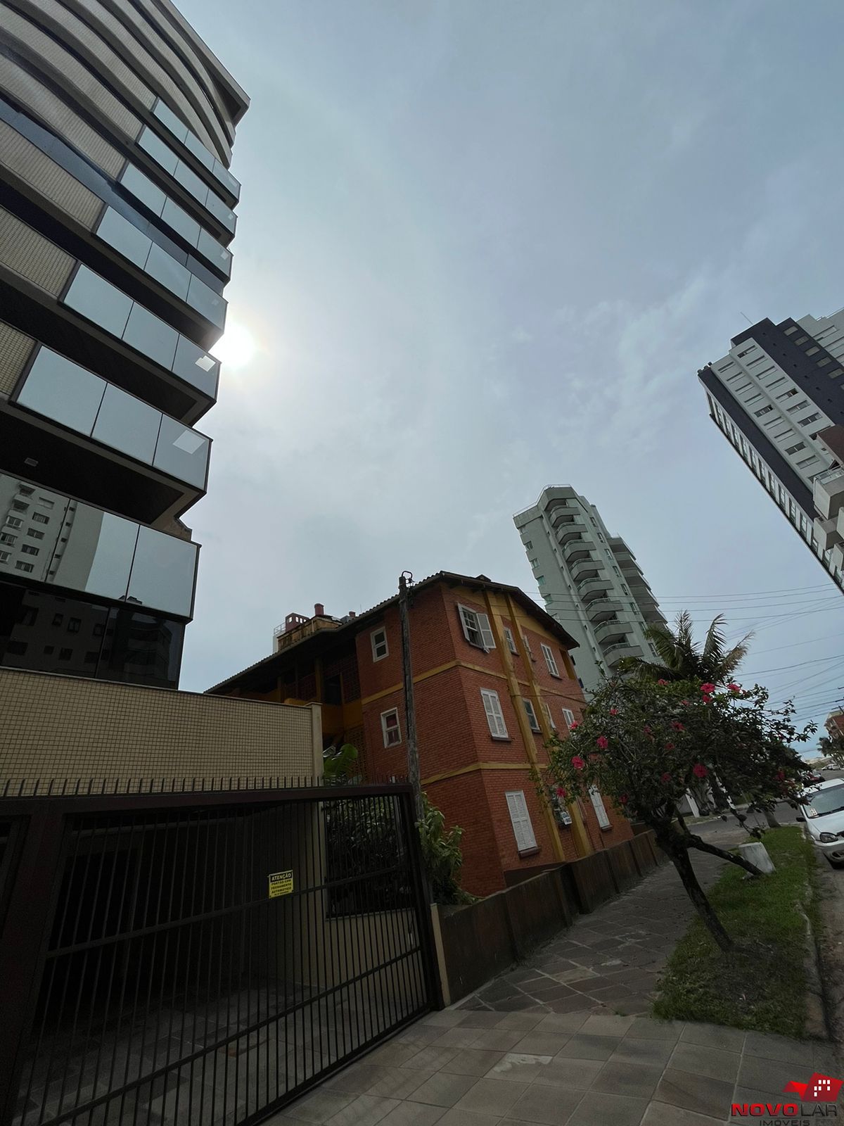 Cobertura com 3 dormitórios em Torres, no bairro Centro à venda
